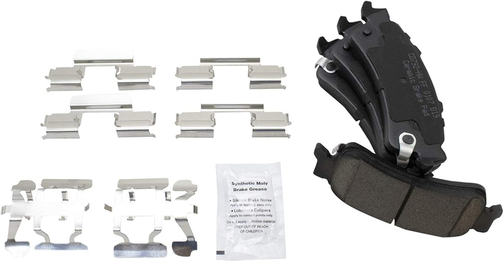 TRQ Rear Brake Pad and Rotor Set Ceramic Vented Rotors Calipers Compatible with 2003-2006 Chevrolet Silverado GMC Sierra 1500 2007 Silverado Sierra 1500 Classic