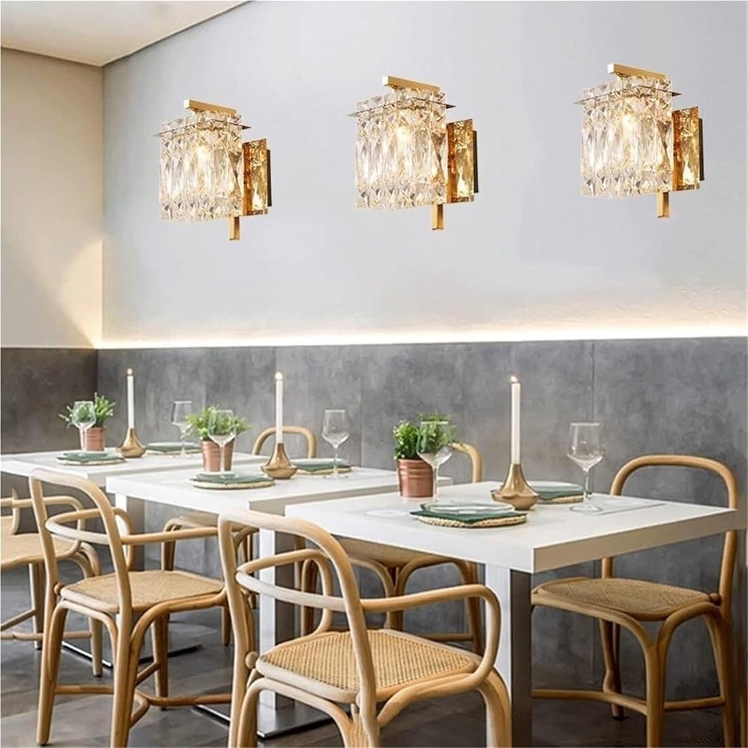 Modern Crystal Wall Sconce E14 Base Wall Lamp Crystal Bathroom Wall Mount Light Home Decoration Over Mirror Lamp Bedroom Wall Lamp for Bedside Living Room Hallway(Gold)(Gold)