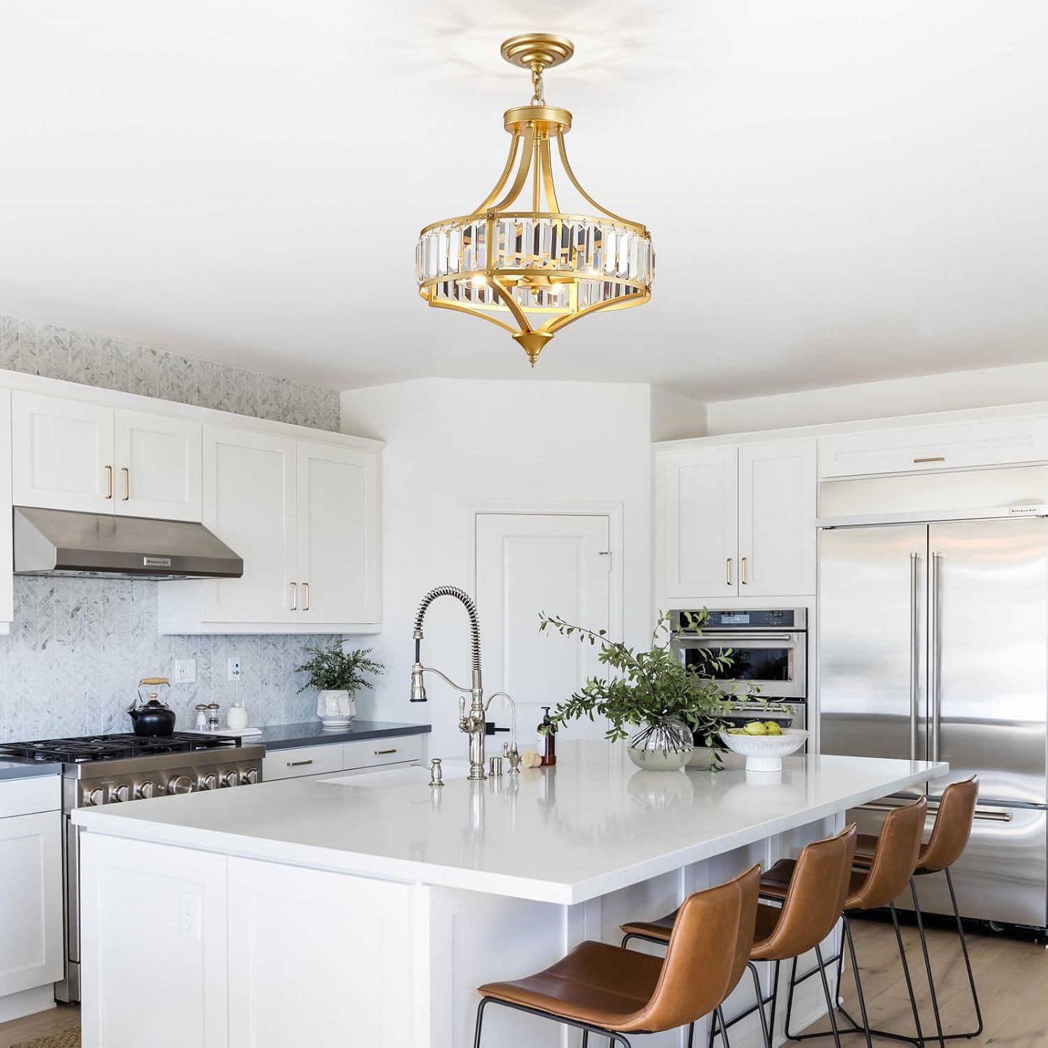 Gold Chandeliers for Dining Room Modern Round Crystal 4 Lights Rustic Pendant Lighting Fixture with Metal Lampshade for Living Room Hallway Bedroom Foyer