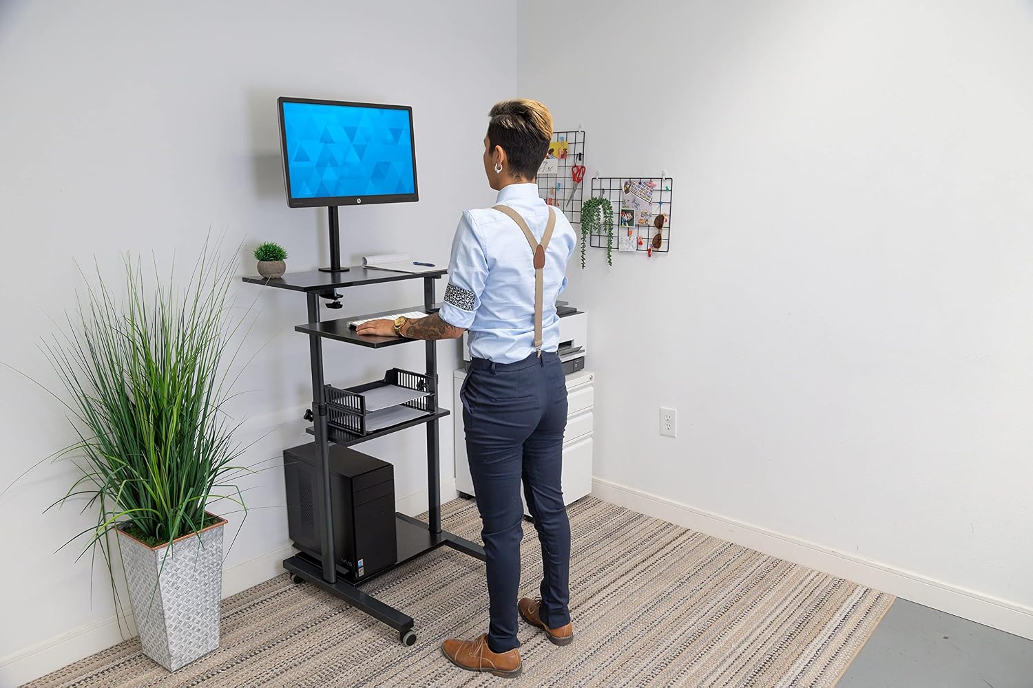 Mount-It! Rolling Adjustable Stand-Up Desk with Monitor Arm - Mobile Computer Workstation & Presentation Cart, in Black Color (MI-7942B)